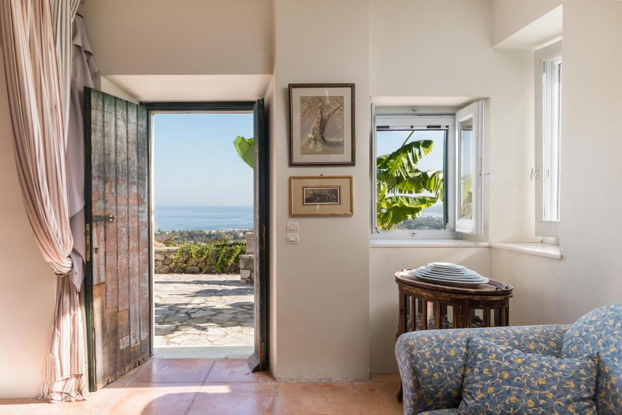Case de vacanță Rustic Escape By Konnect, Ágios Márkos